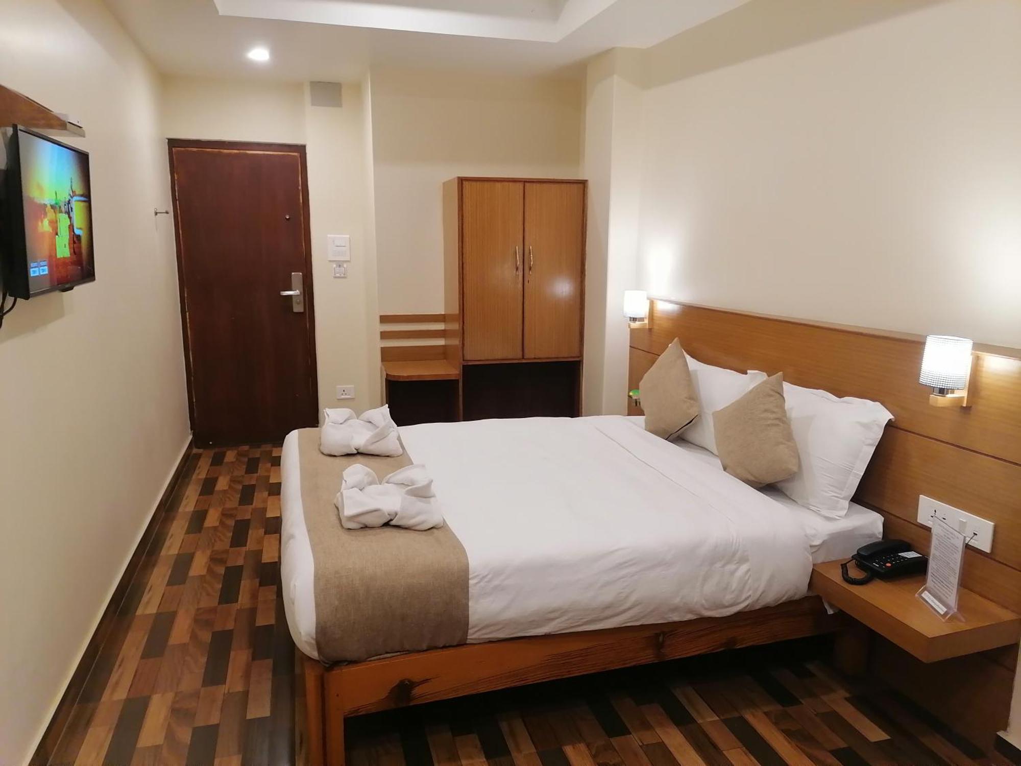Urban Boutique Hotel Pokhara Exterior photo